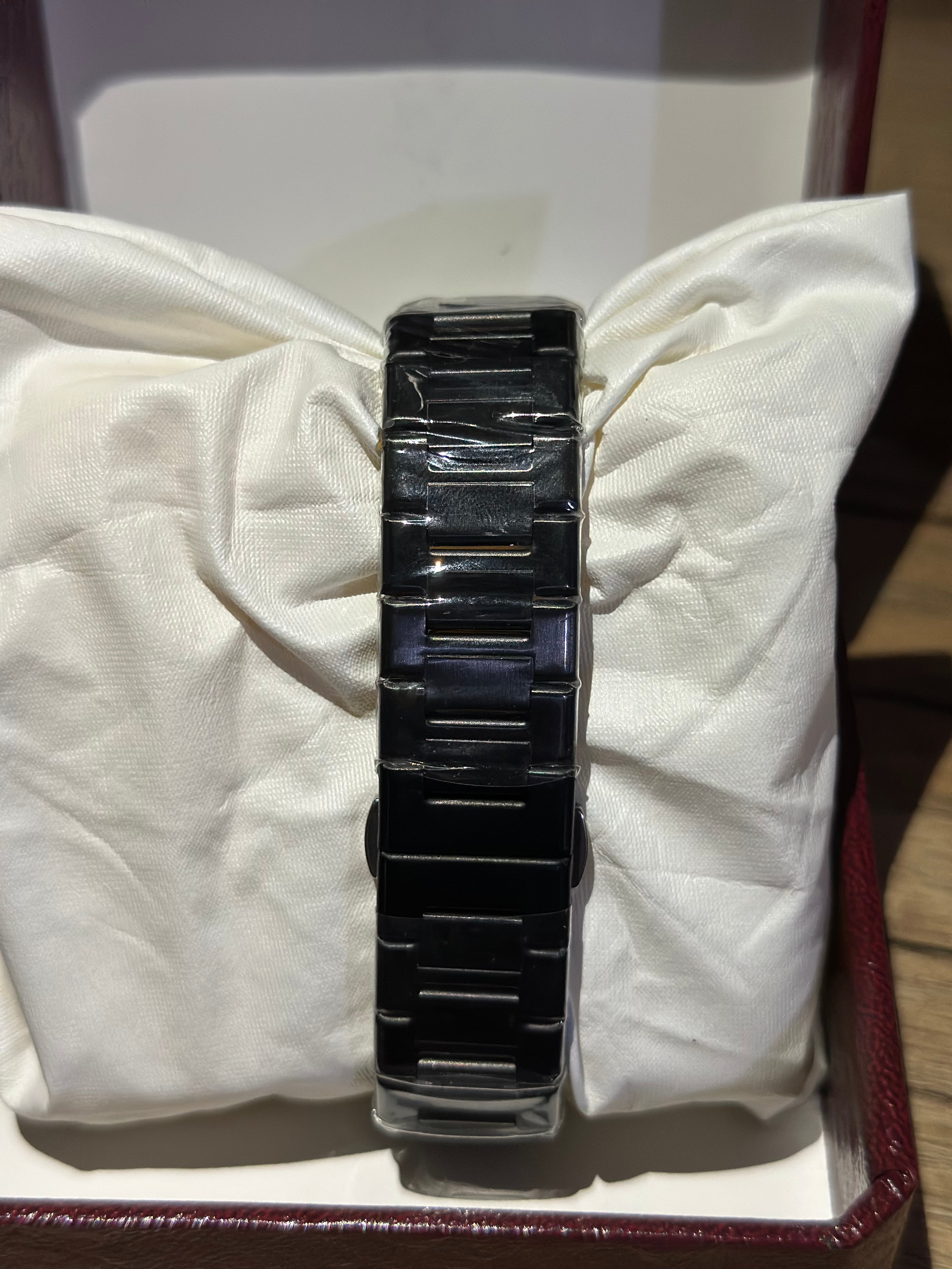 Black Arabic Aura Watch