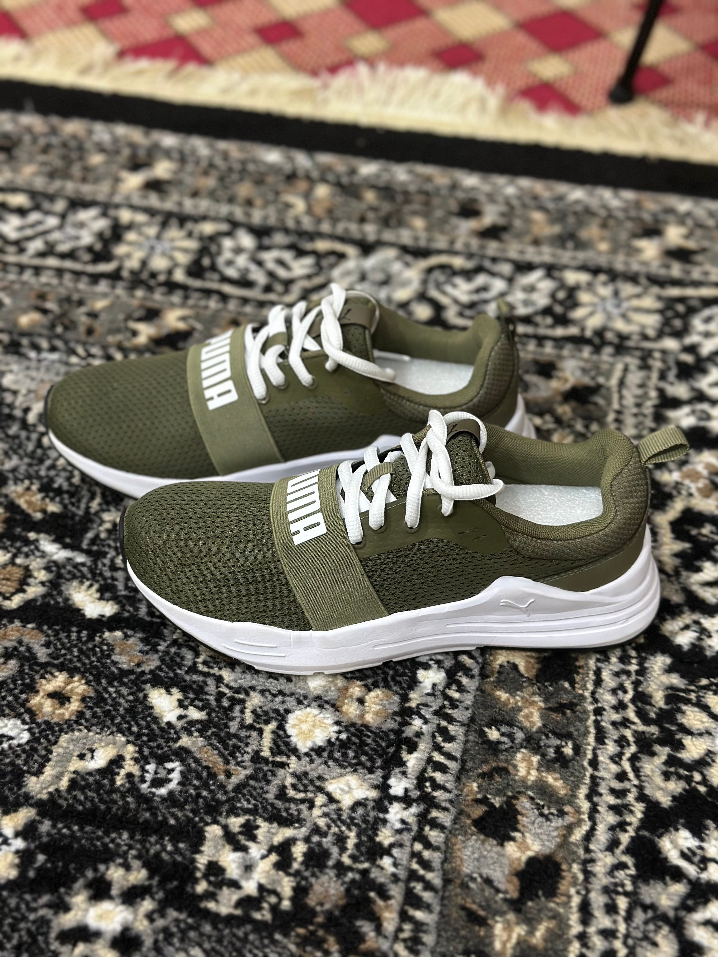 Preloved Puma Green Mesh Running Shoes