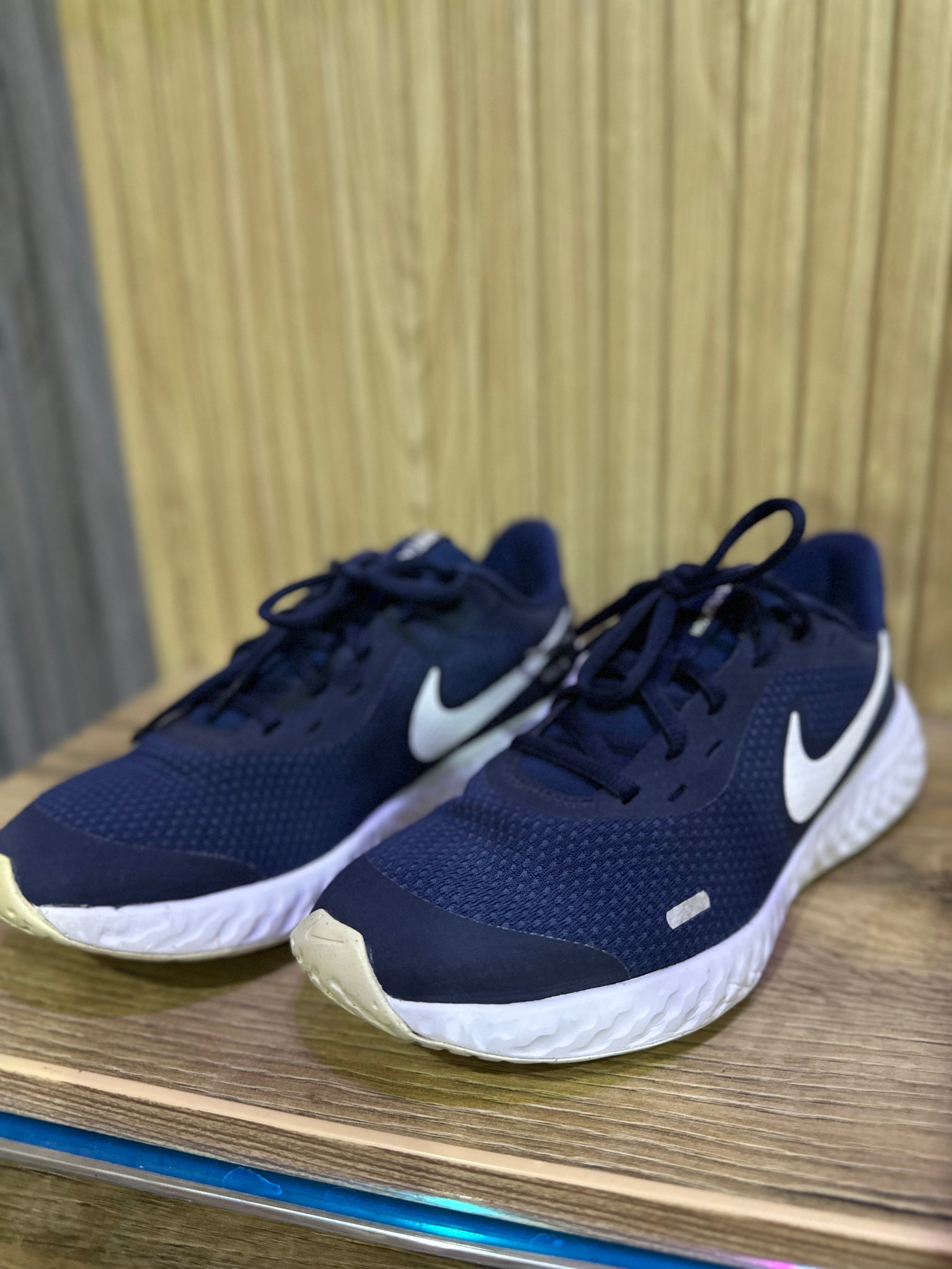 Nike Revolution Running Shoes – Navy & White