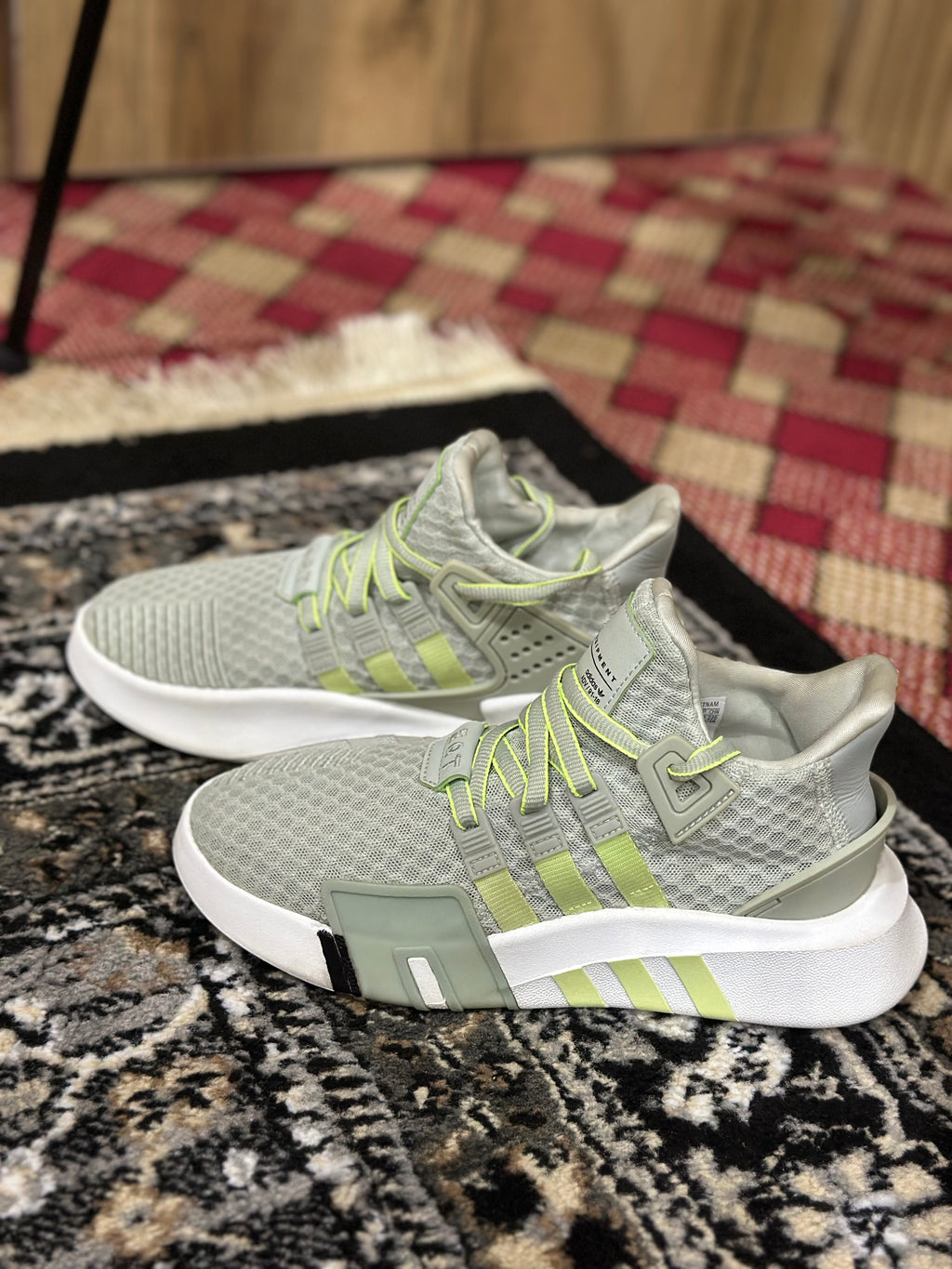 Adidas EQT ADV 91-18 Sneakers – Light Grey/Neon Green