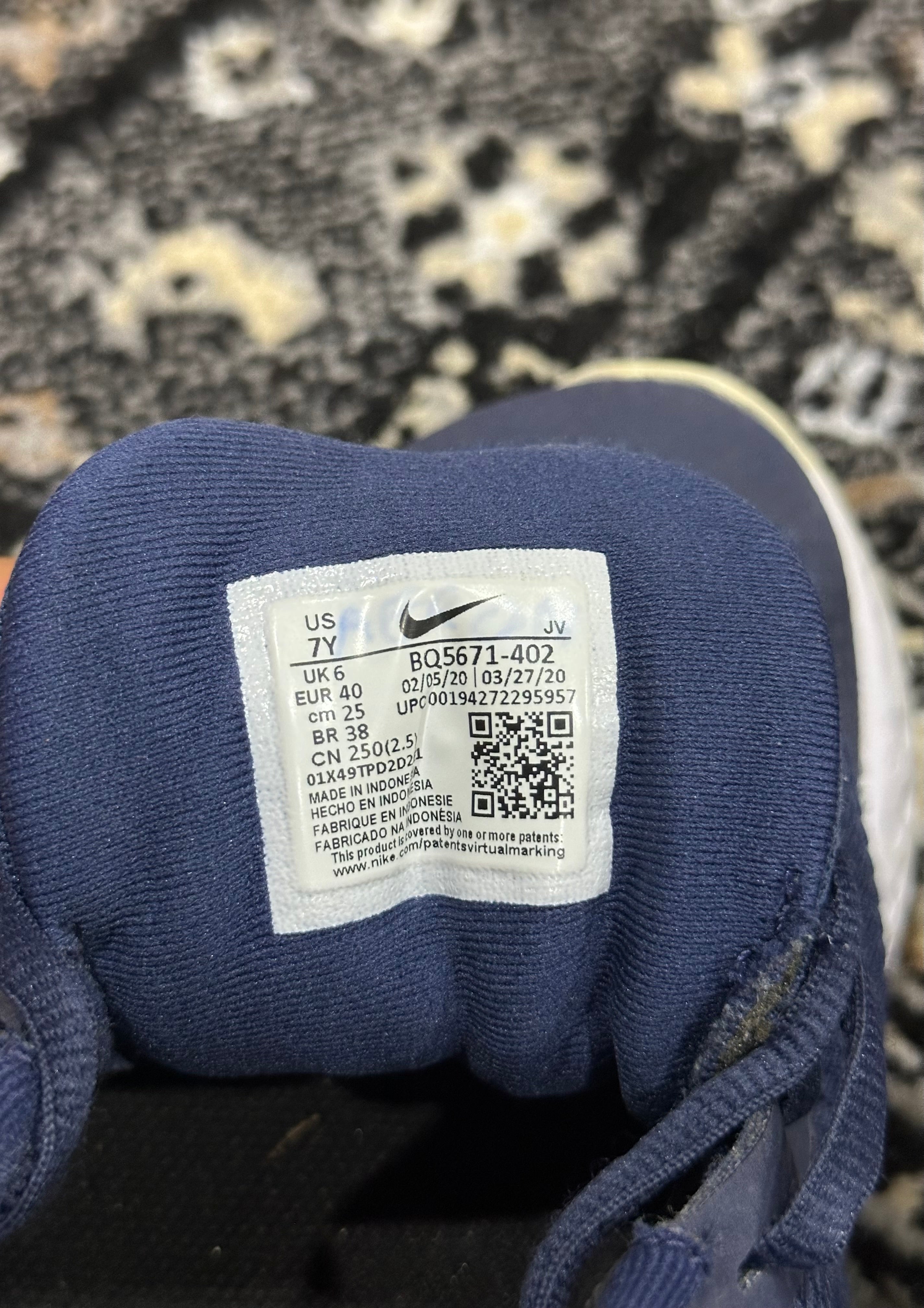 Nike Revolution Running Shoes – Navy & White